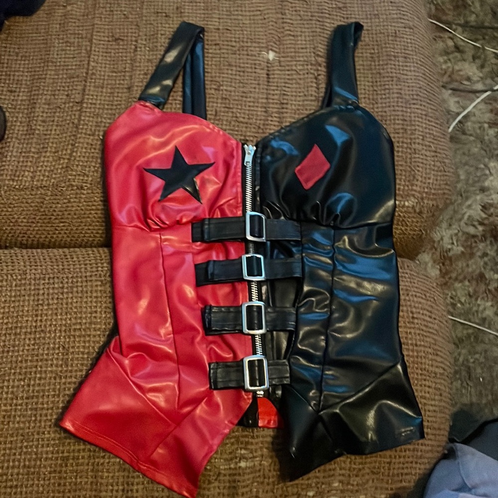 Harley Quinn top for Halloween